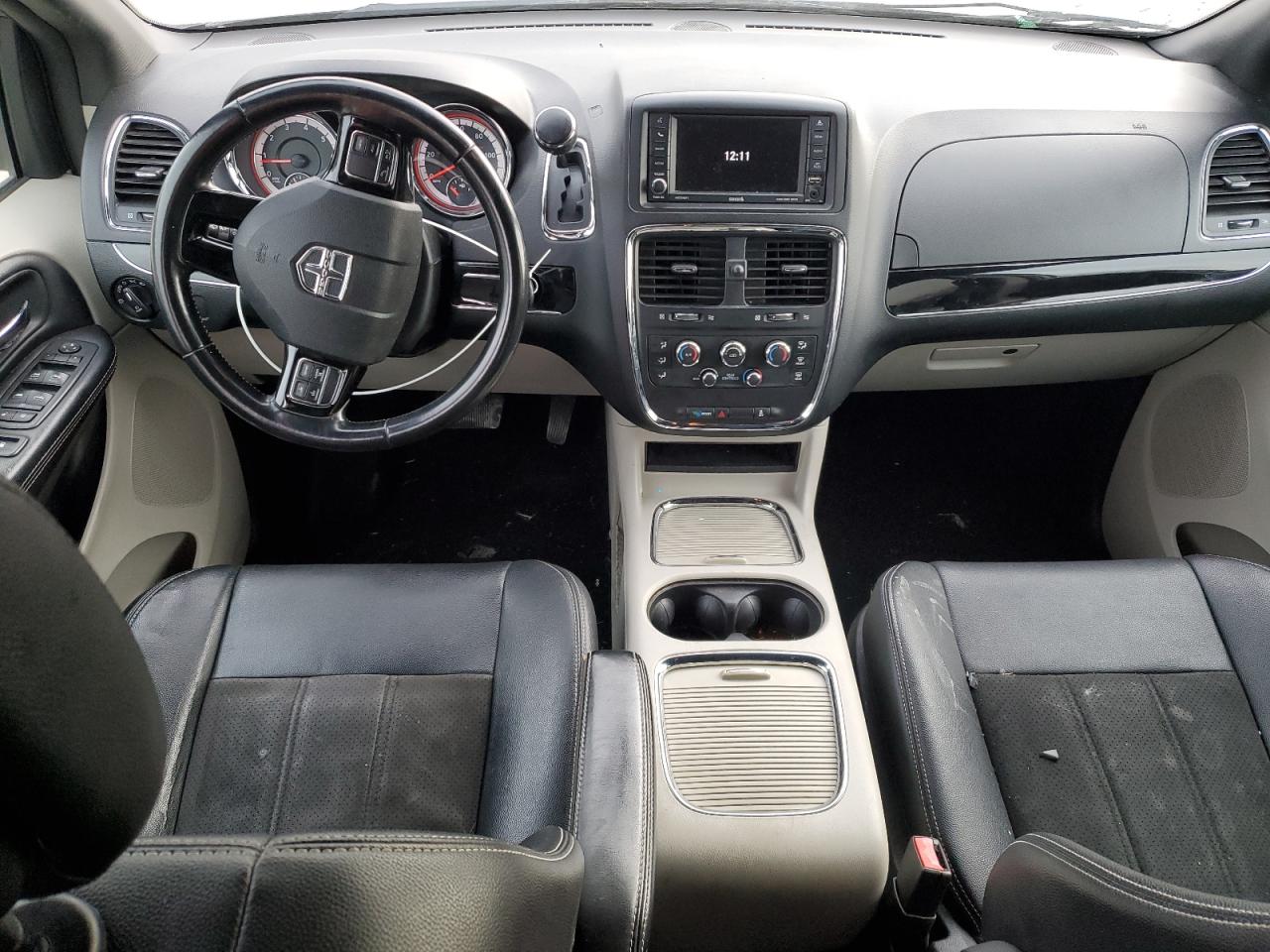 2020 Dodge Caravan - Image 8