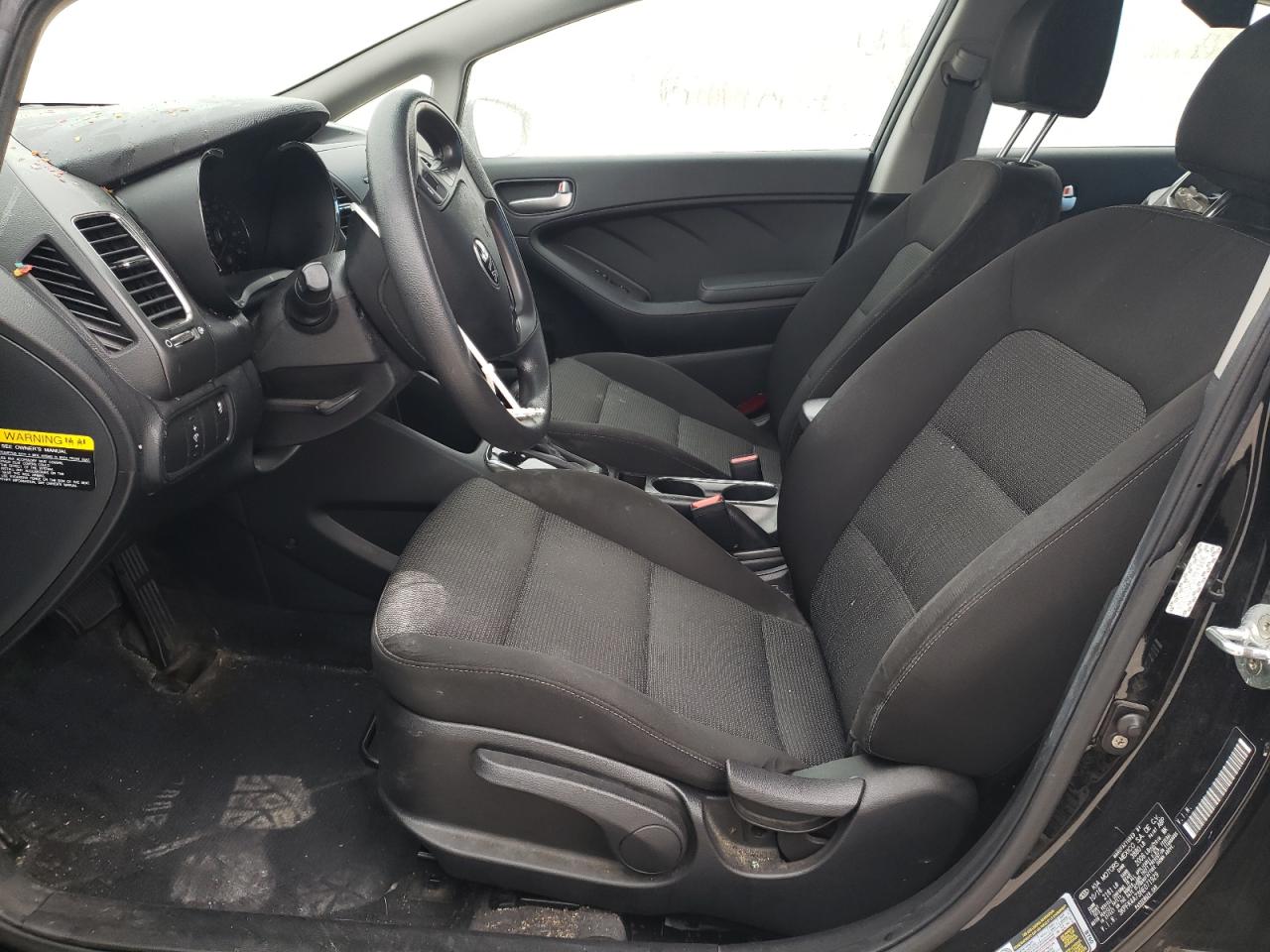 2017 Kia Forte - Image 7