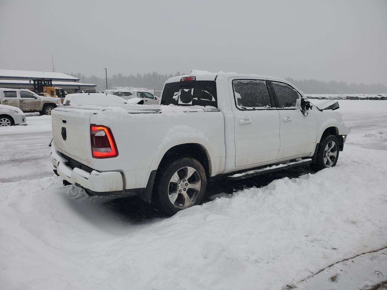 2022 RAM 1500 - Image 3