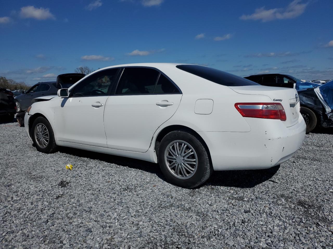 2009 Toyota Camry - Image 2