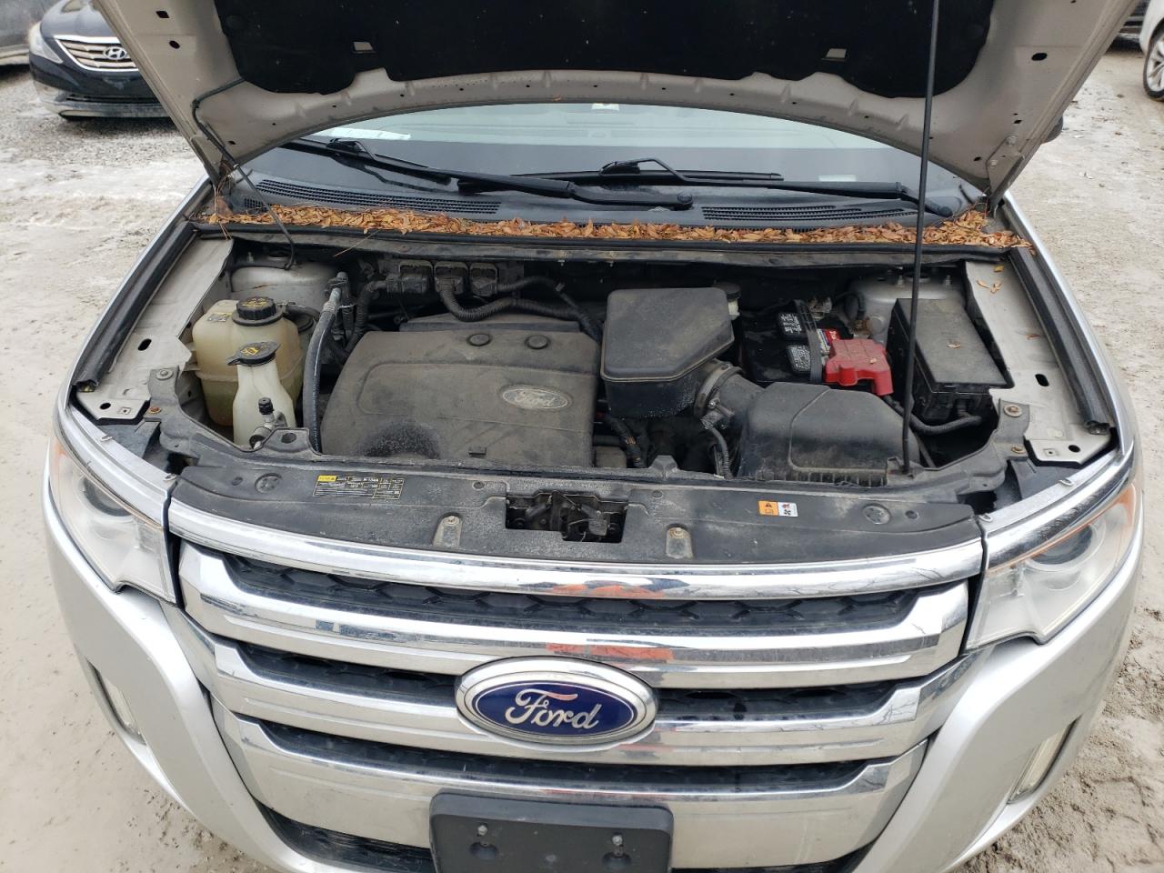 2014 Ford Edge - Image 14
