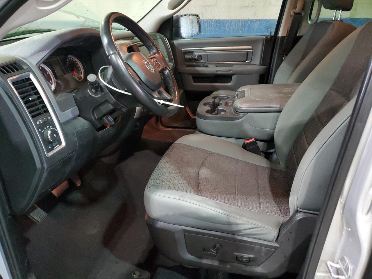 2015 RAM 1500 - Image 7
