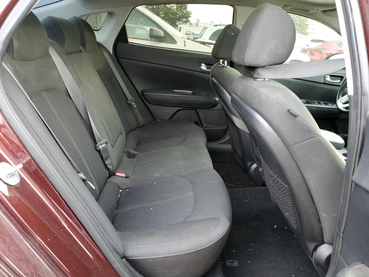 2019 Kia Optima - Image 10