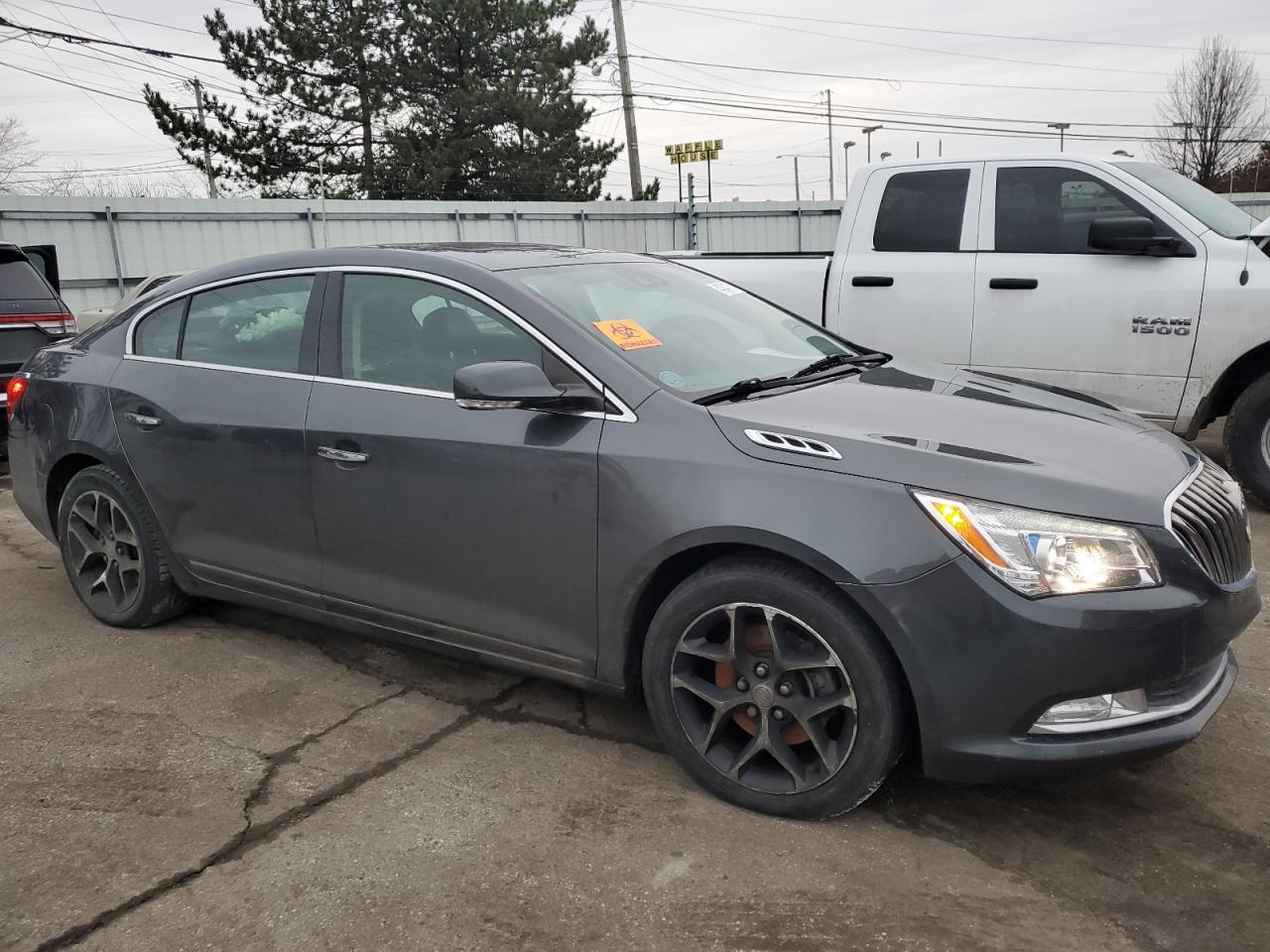 2016 Buick LaCrosse - Image 4