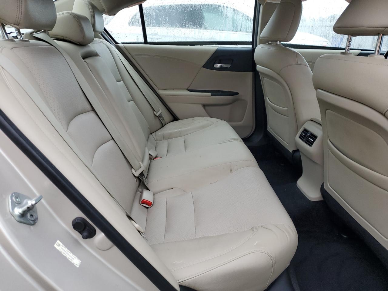 2013 Honda Accord - Image 10