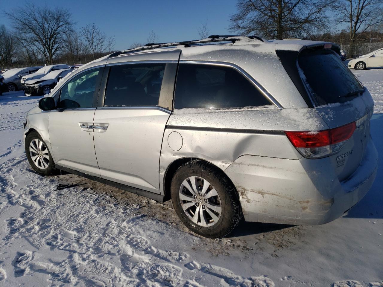 2015 Honda Odyssey - Image 2