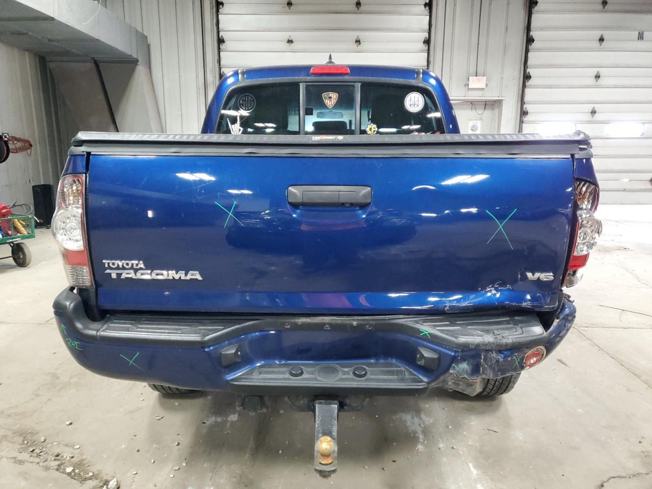 2015 Toyota Tacoma - Image 6