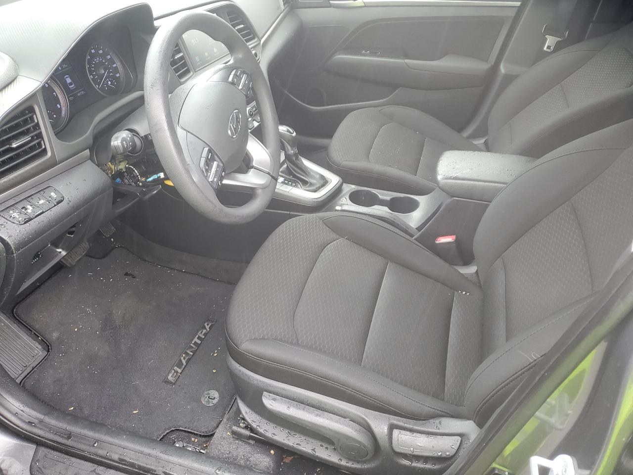 2020 Hyundai Elantra - Image 7