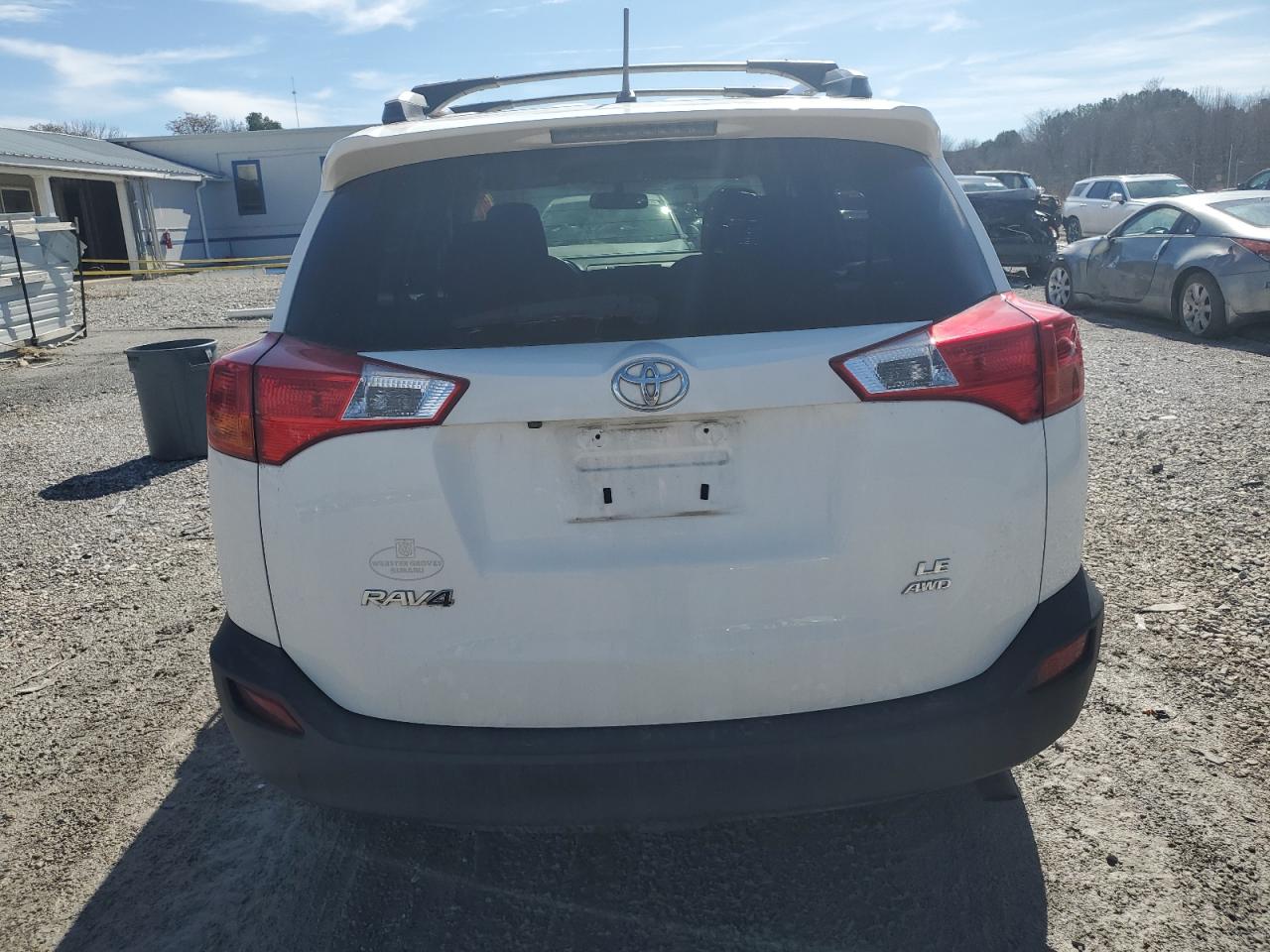 2015 Toyota RAV 4 - Image 6