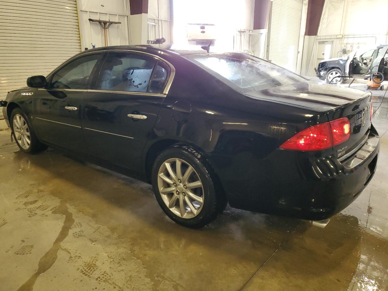 2008 Buick Lucerne - Image 2