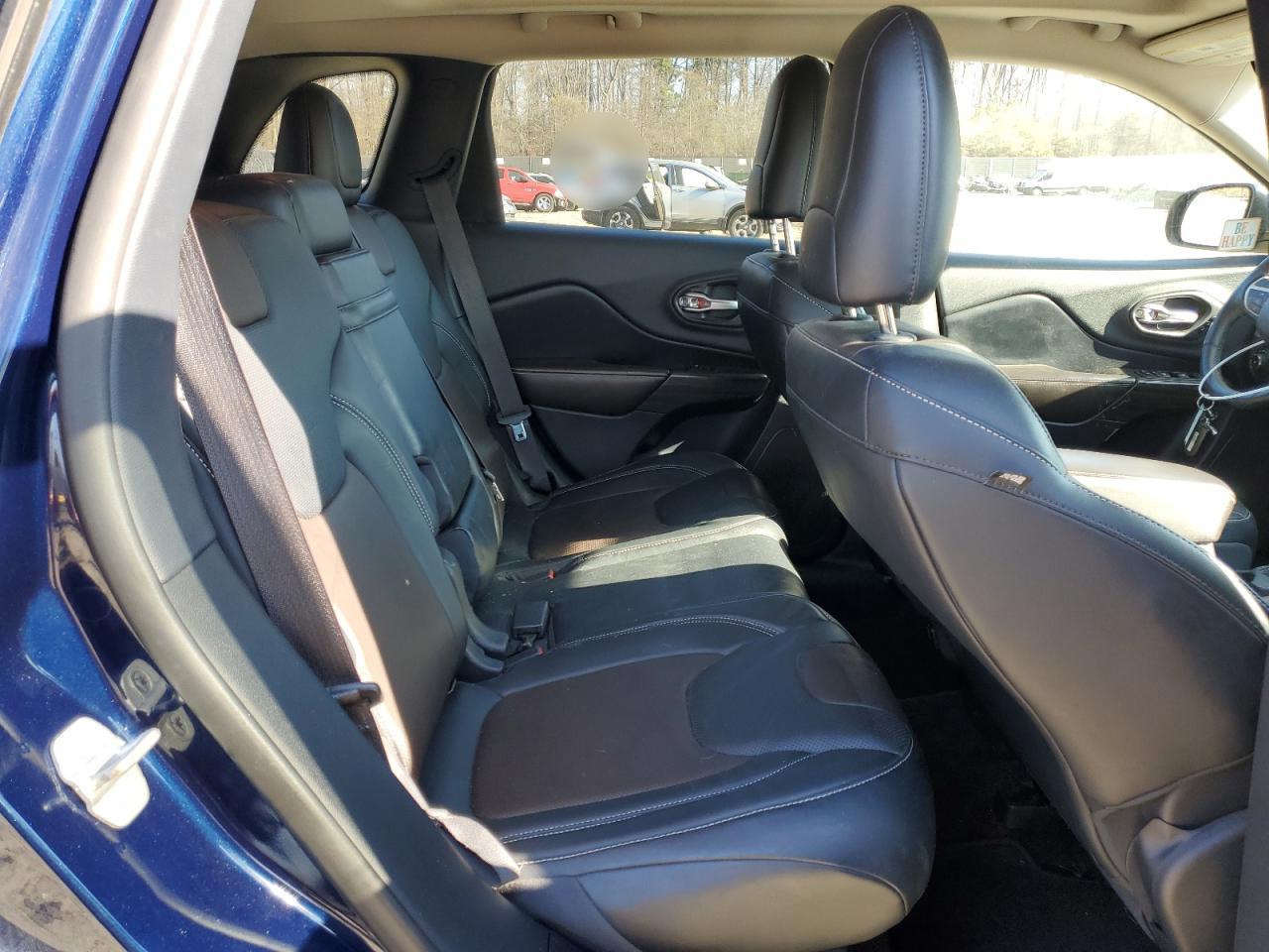 2014 Jeep Grand Cherokee - Image 11
