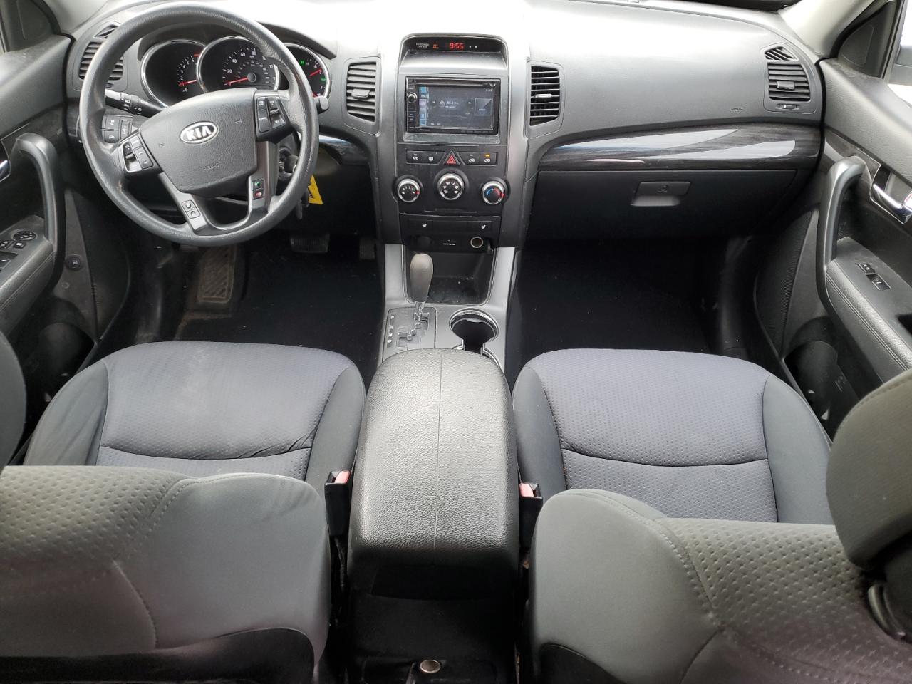 2012 Kia Sorento - Image 8