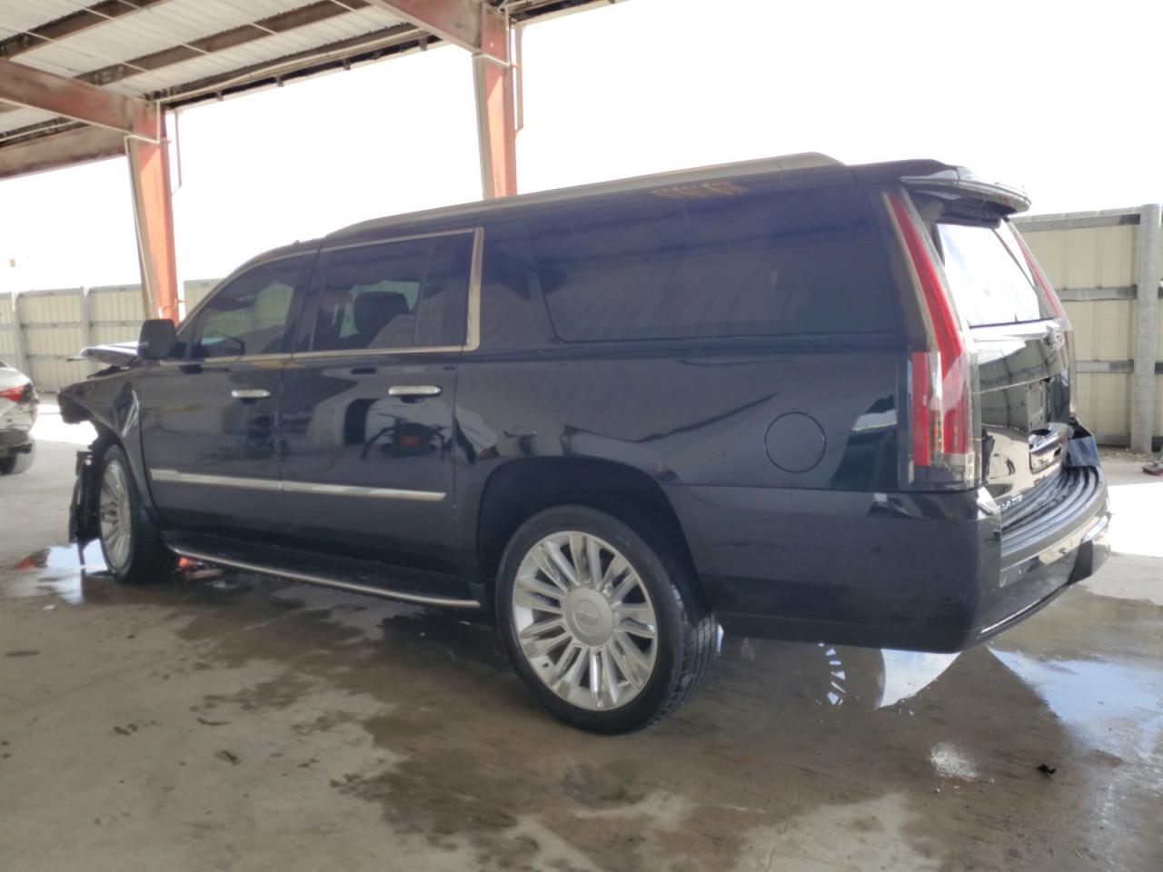 2020 Cadillac Escalade - Image 2
