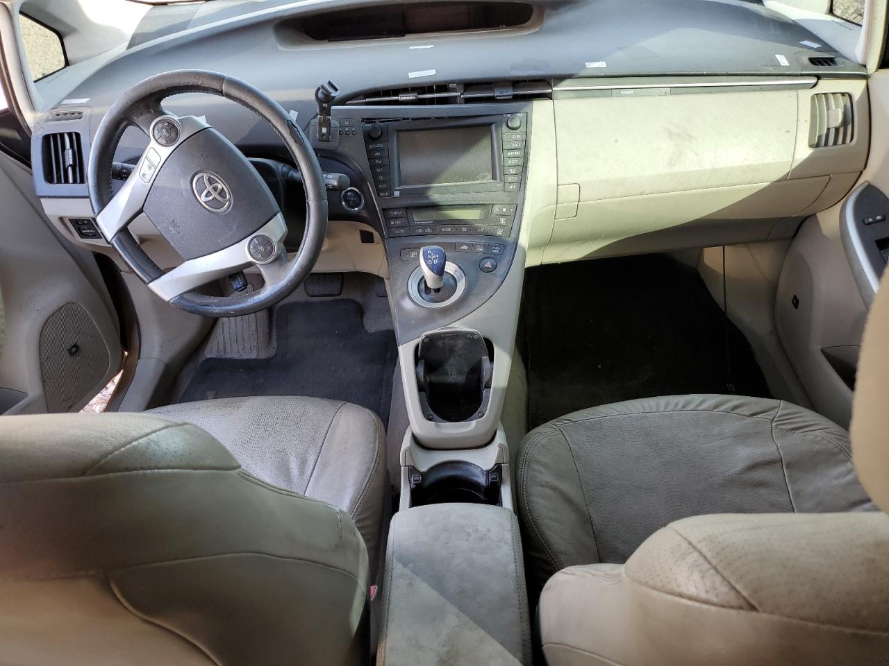 2010 Toyota Prius - Image 8