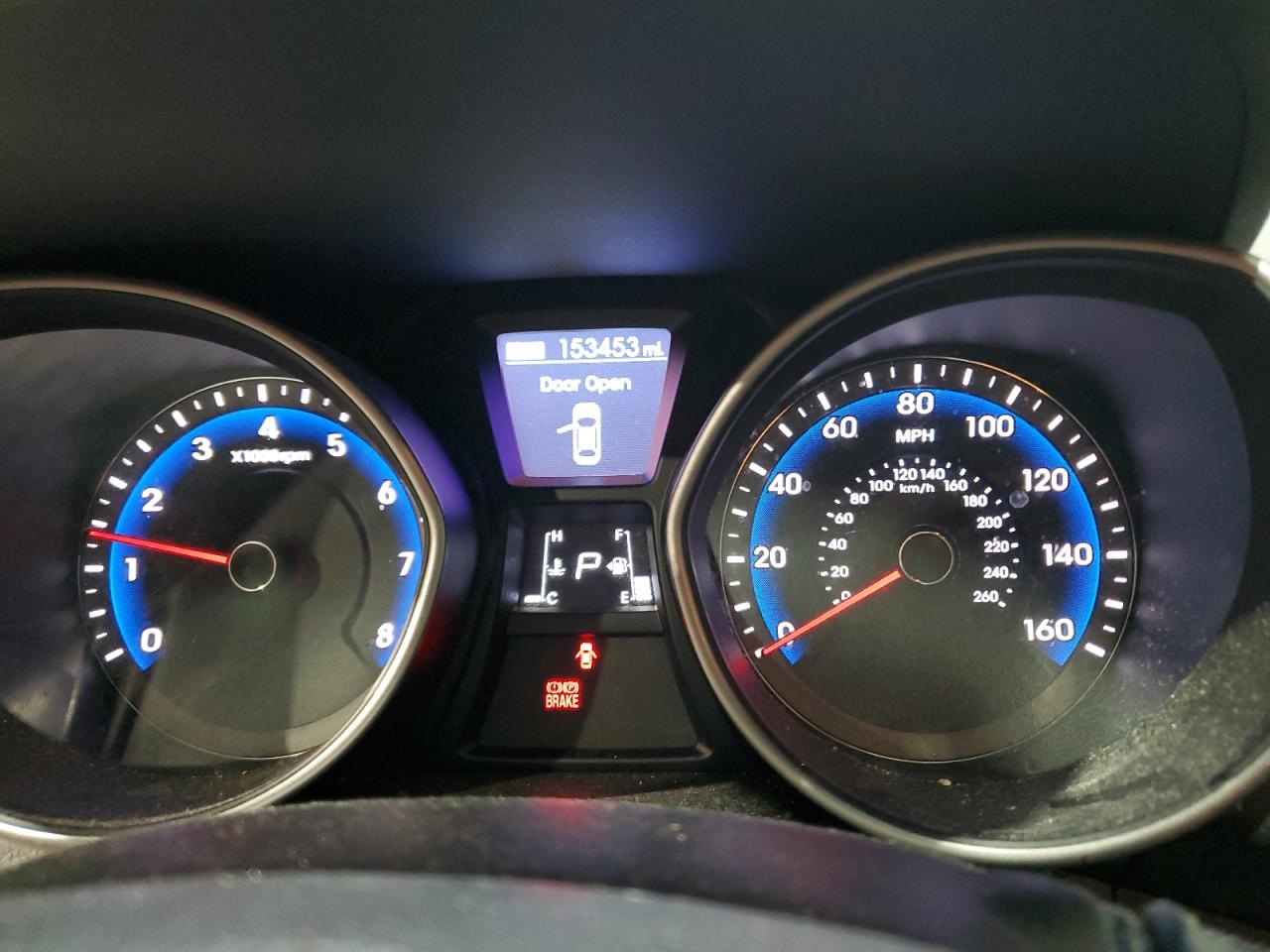 2013 Hyundai Elantra - Image 9