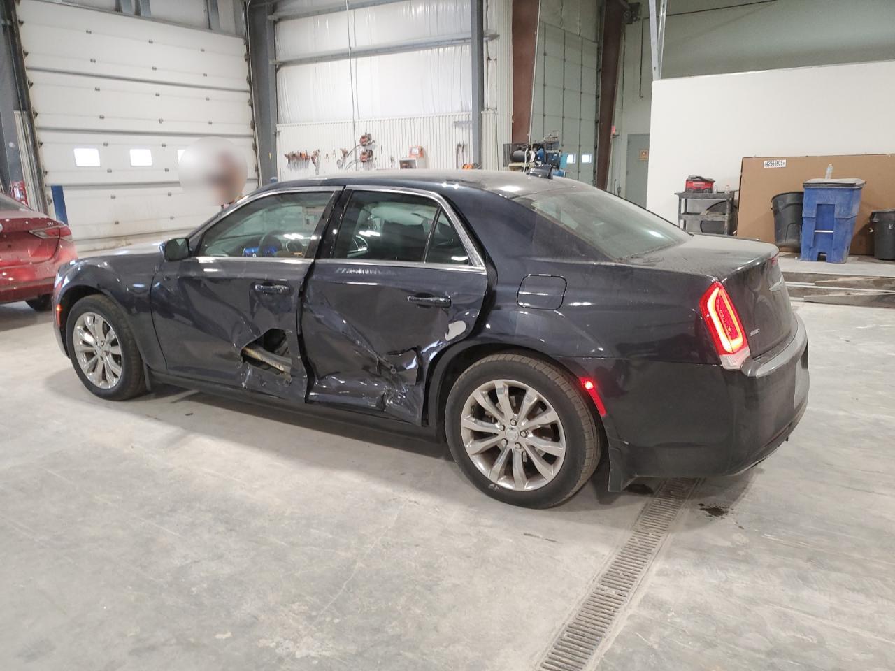 2016 Chrysler 300 - Image 2