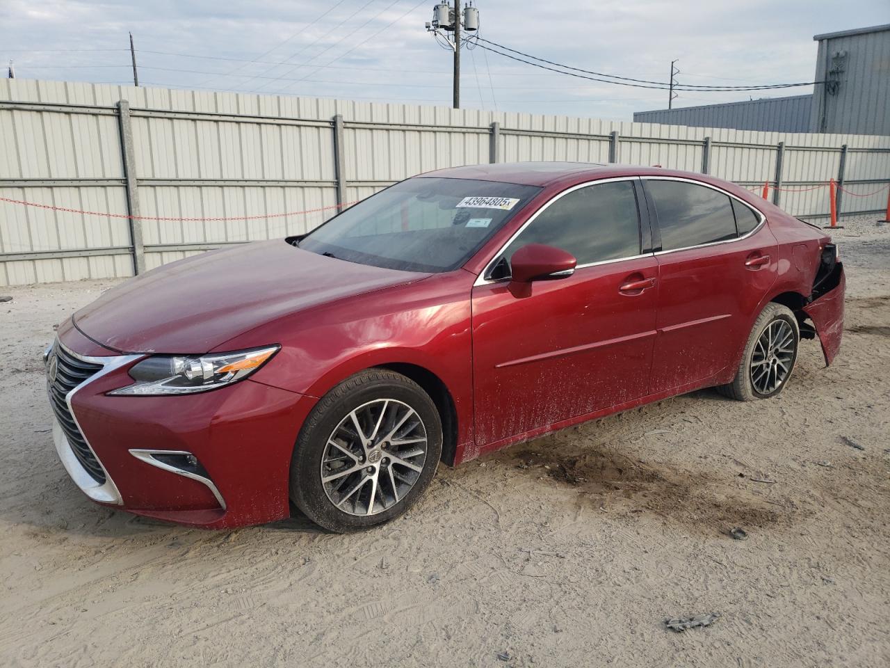2017 Lexus ES - Image 1