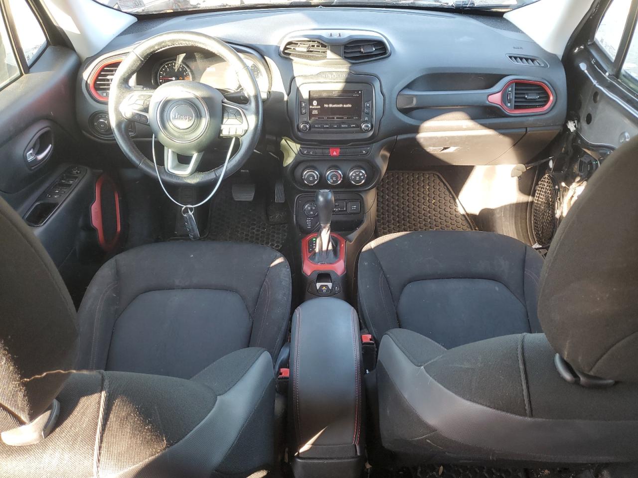2017 Jeep Renegade - Image 8