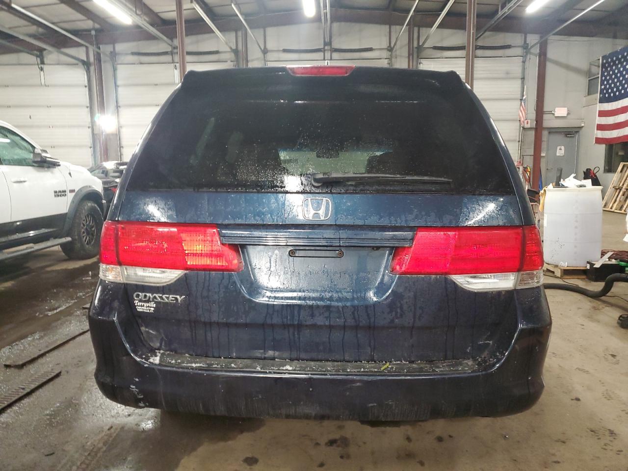 2010 Honda Odyssey - Image 6