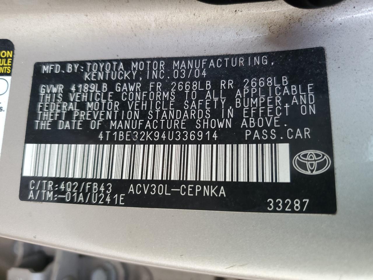 2004 Toyota Camry - Image 12
