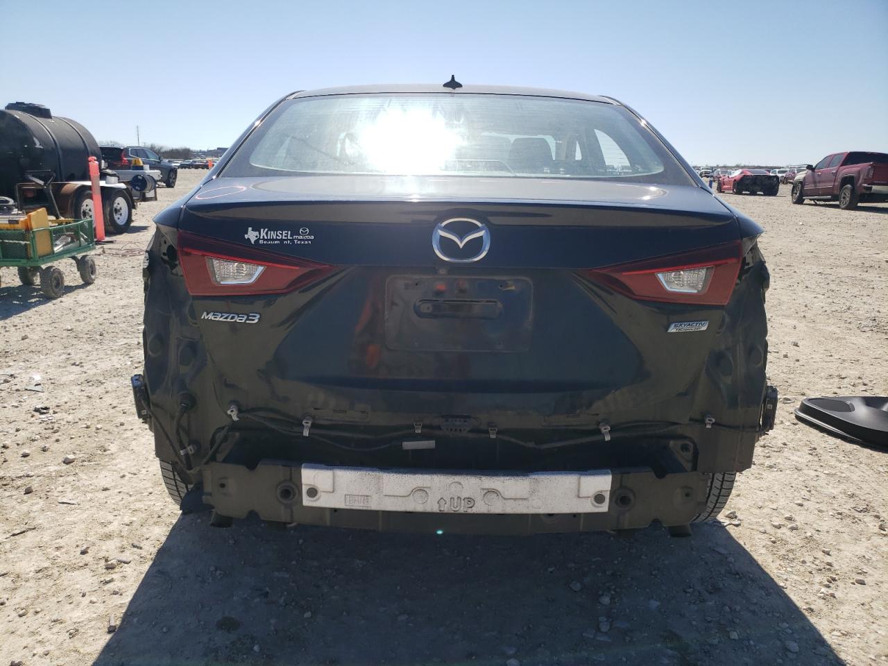 2014 Mazda 3 - Image 6