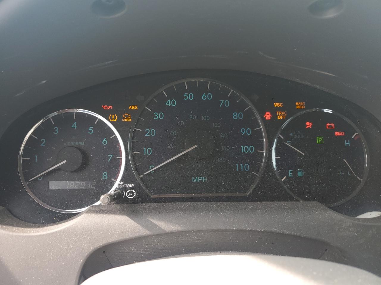 2010 Toyota Sienna - Image 9