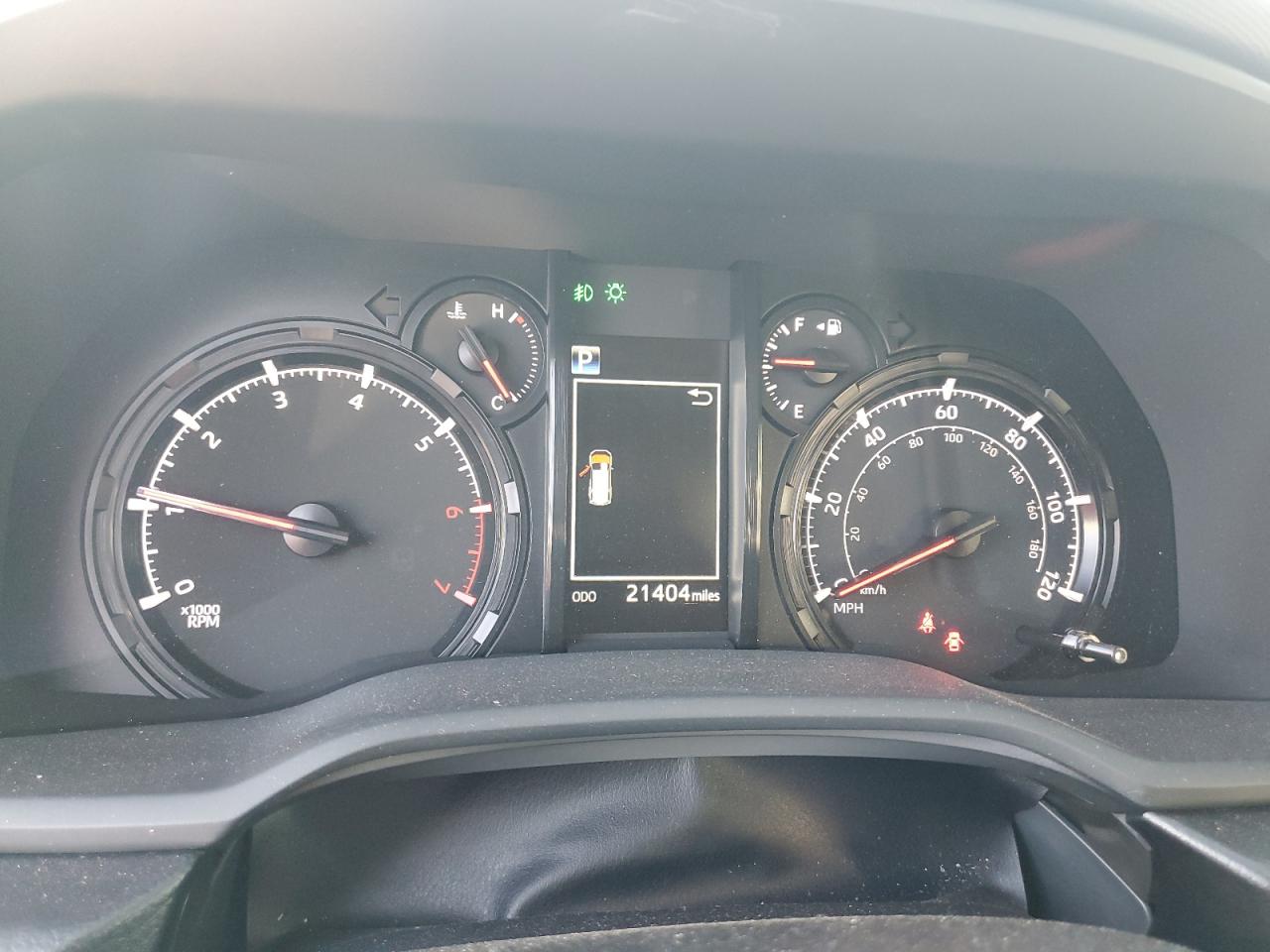 2022 Toyota 4Runner - Image 9