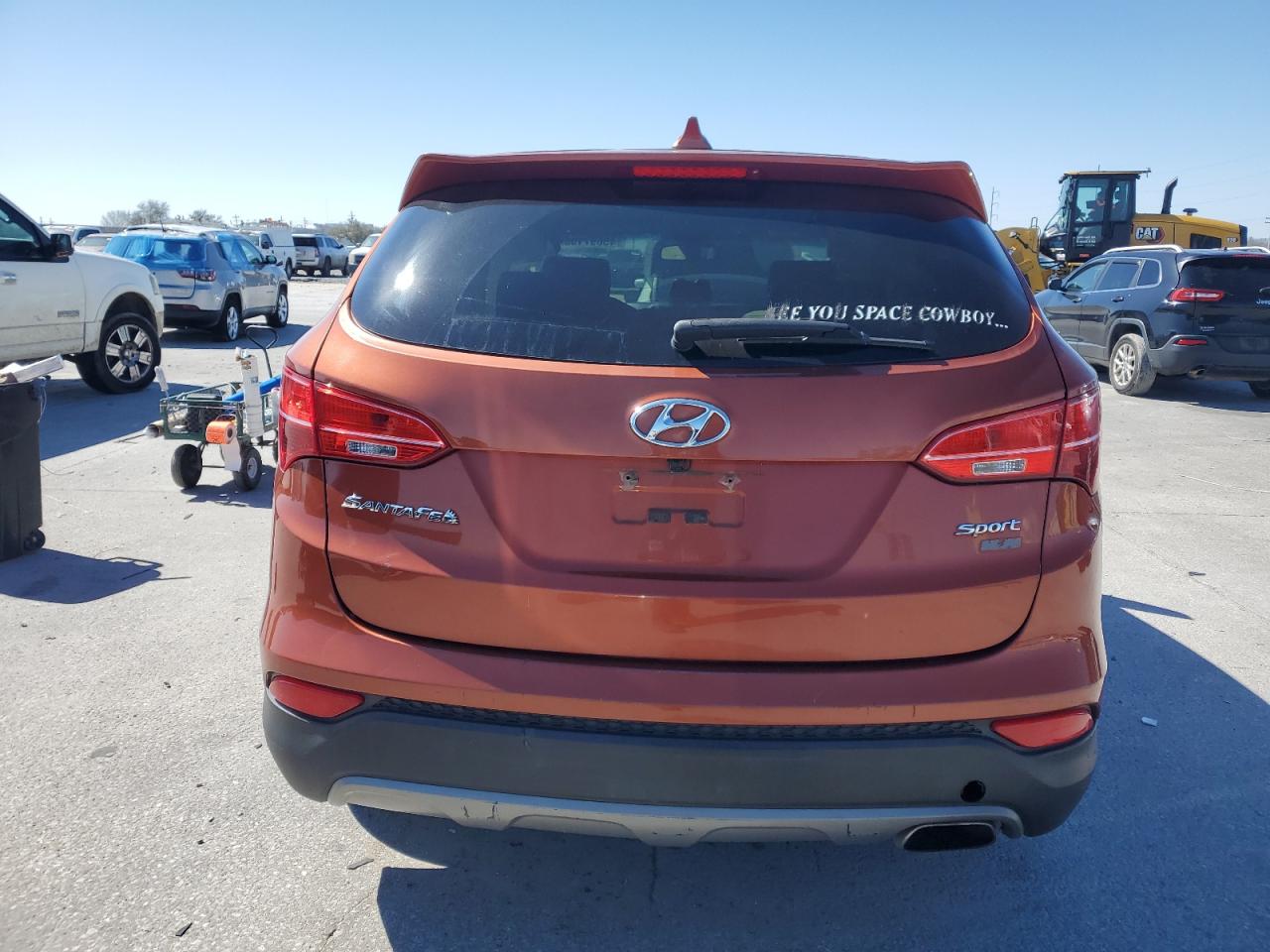 2016 Hyundai Santa Fe - Image 6