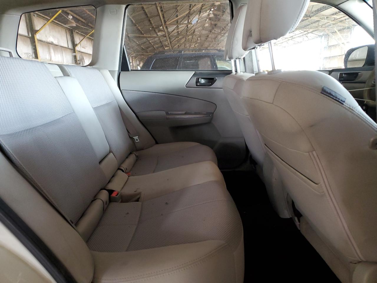 2013 Subaru Forester - Image 10