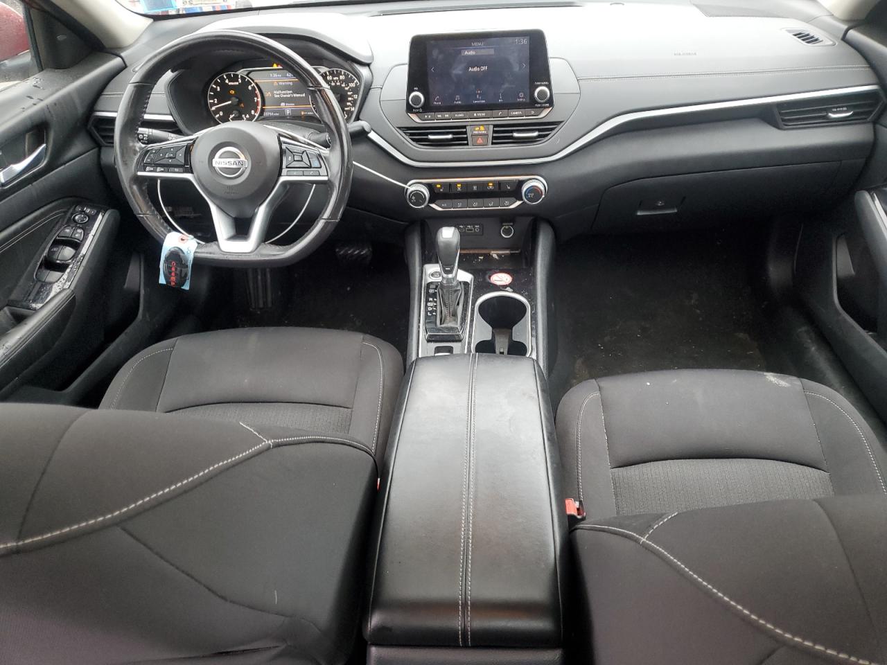 2021 Nissan Altima - Image 8