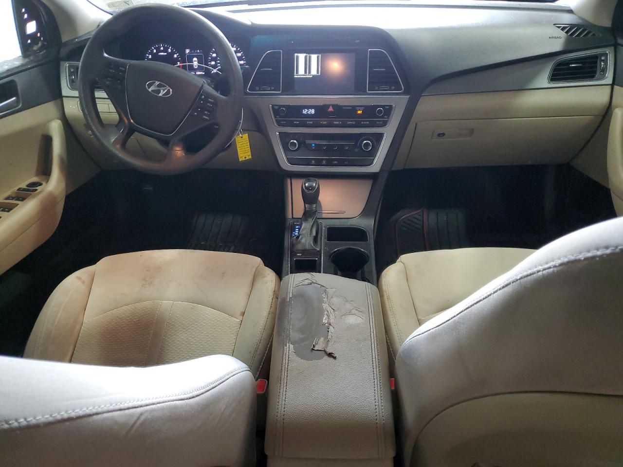 2016 Hyundai Sonata - Image 8
