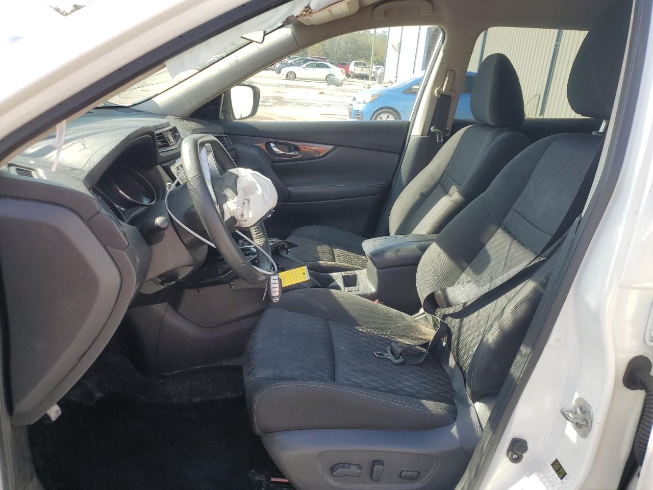 2020 Nissan Rogue - Image 7