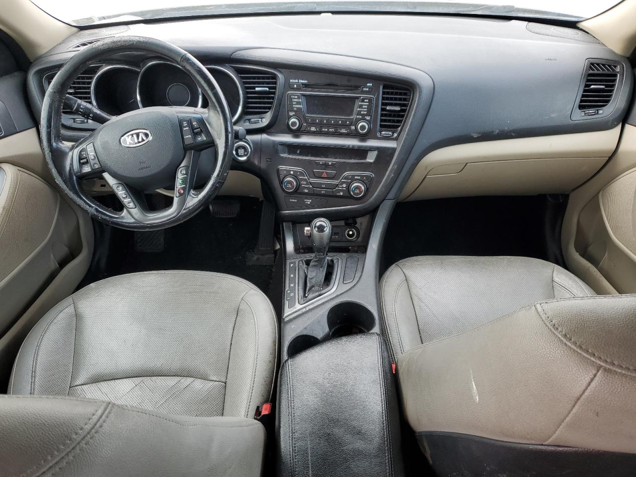 2011 Kia Optima - Image 8