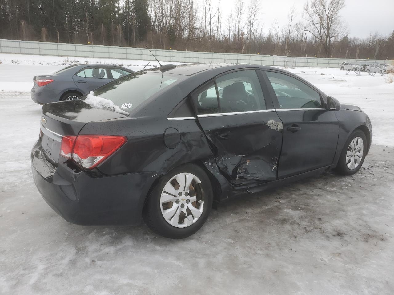 2015 Chevrolet Cruze - Image 3