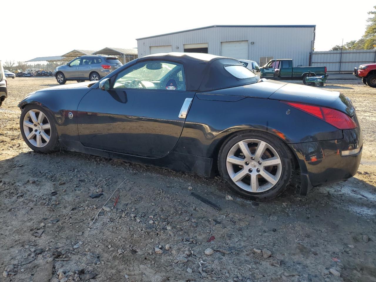 2005 Nissan 350Z - Image 2