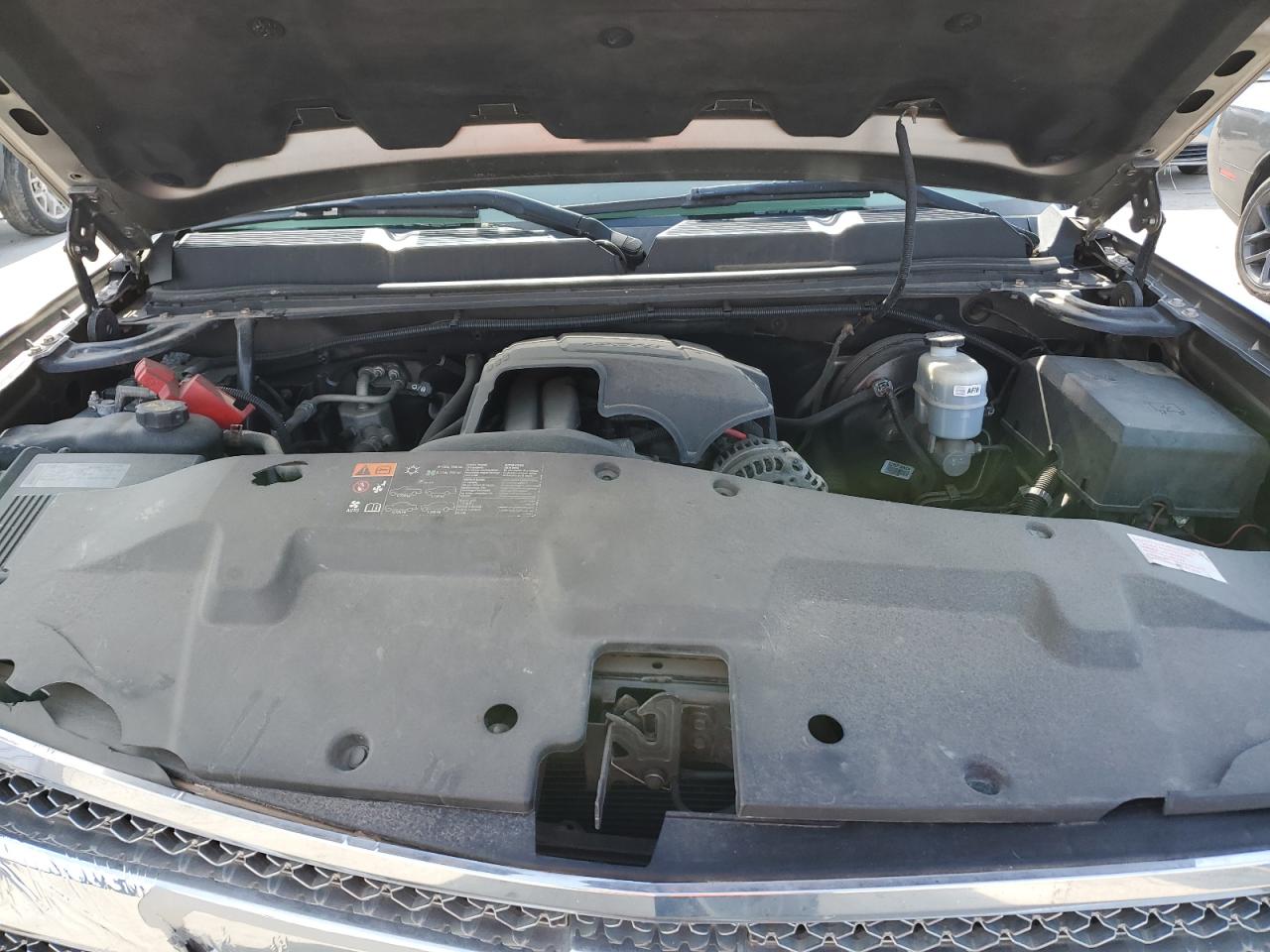 2012 Chevrolet Silverado - Image 11