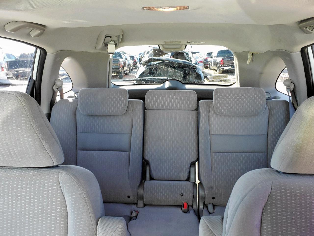 2009 Honda CR-V - Image 10