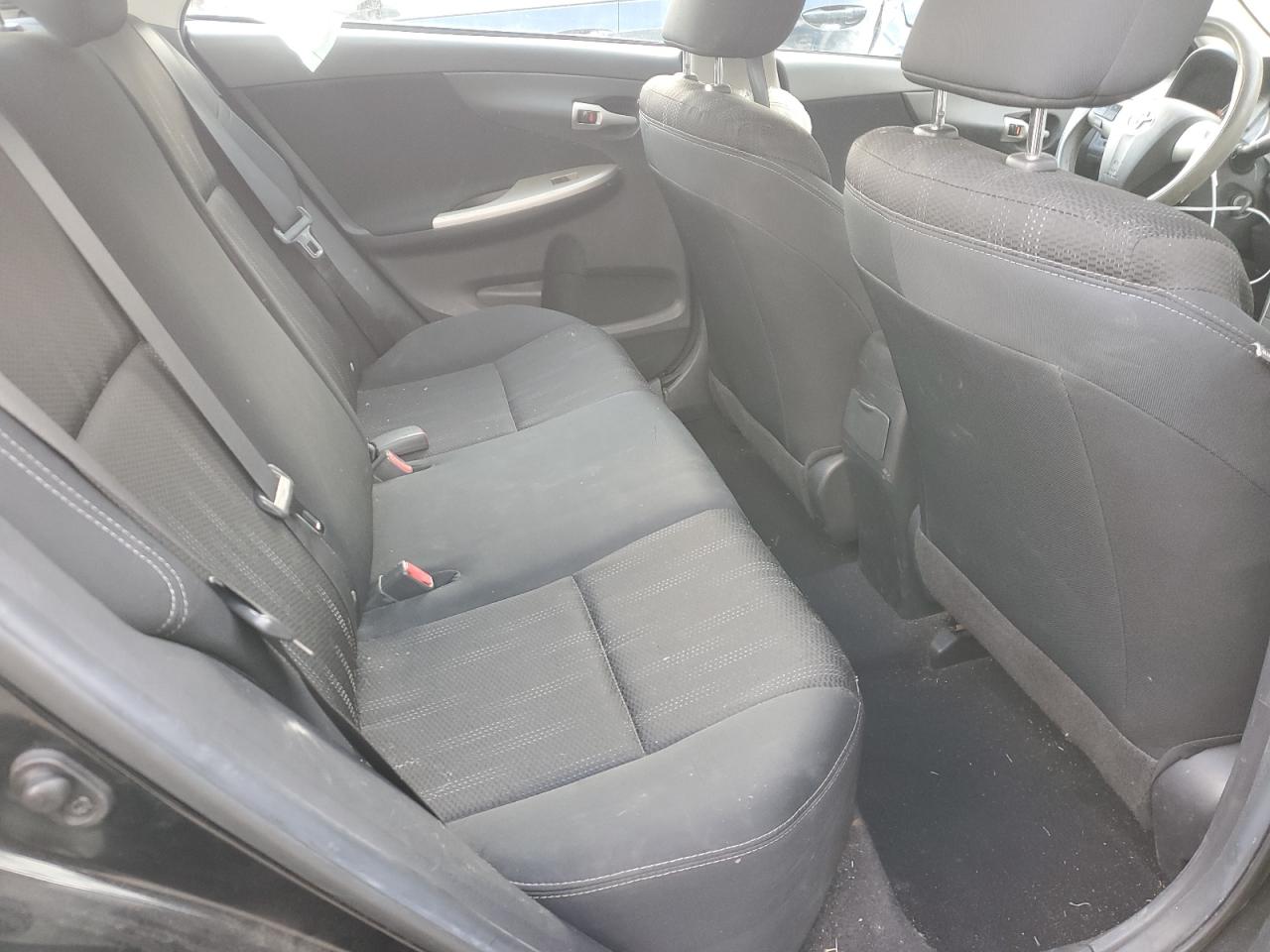 2012 Toyota Corolla - Image 10