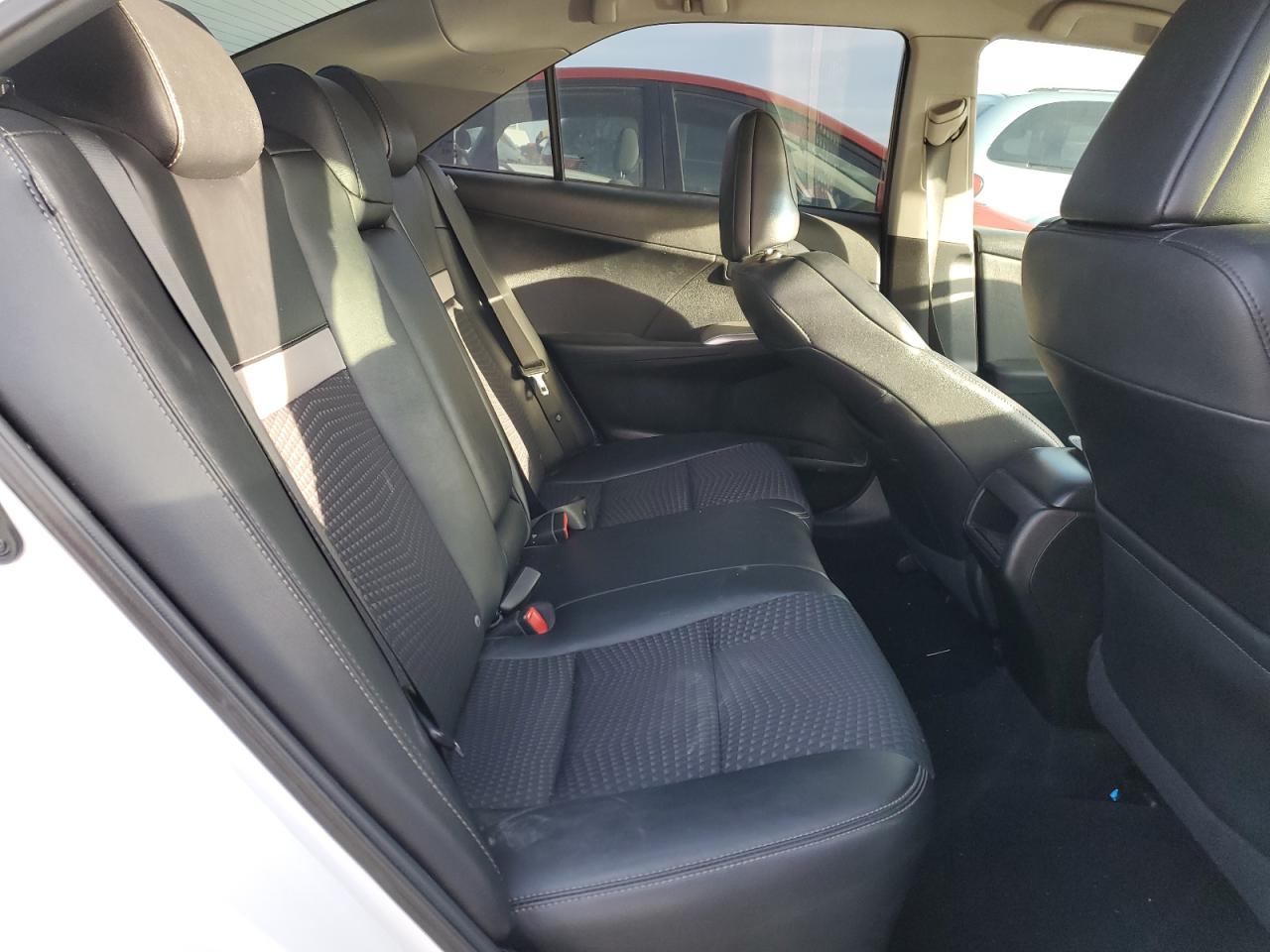 2013 Toyota Camry - Image 10