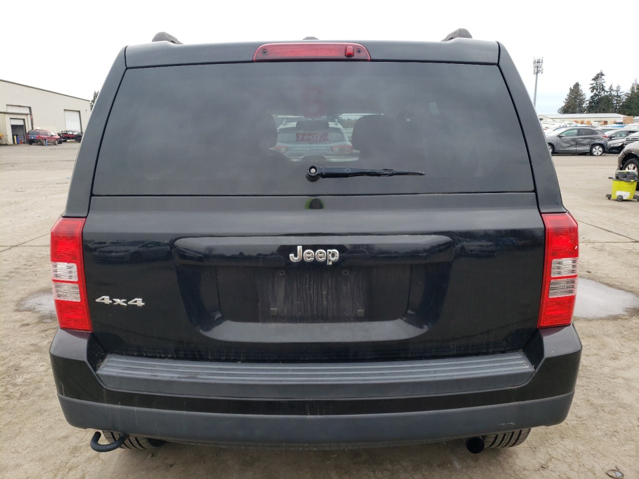 2016 Jeep Liberty (Patriot) - Image 6