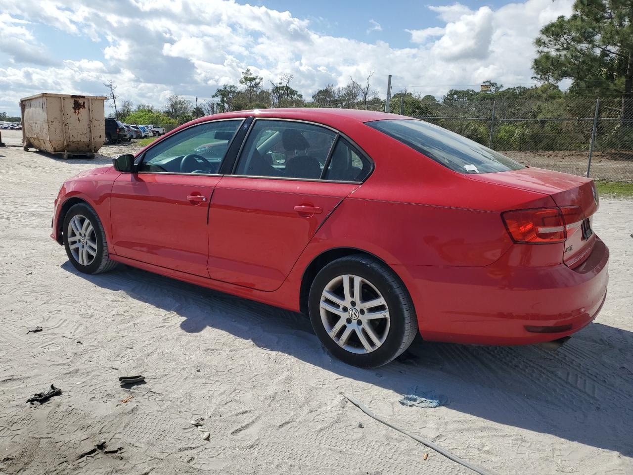 2015 Volkswagen Jetta - Image 2