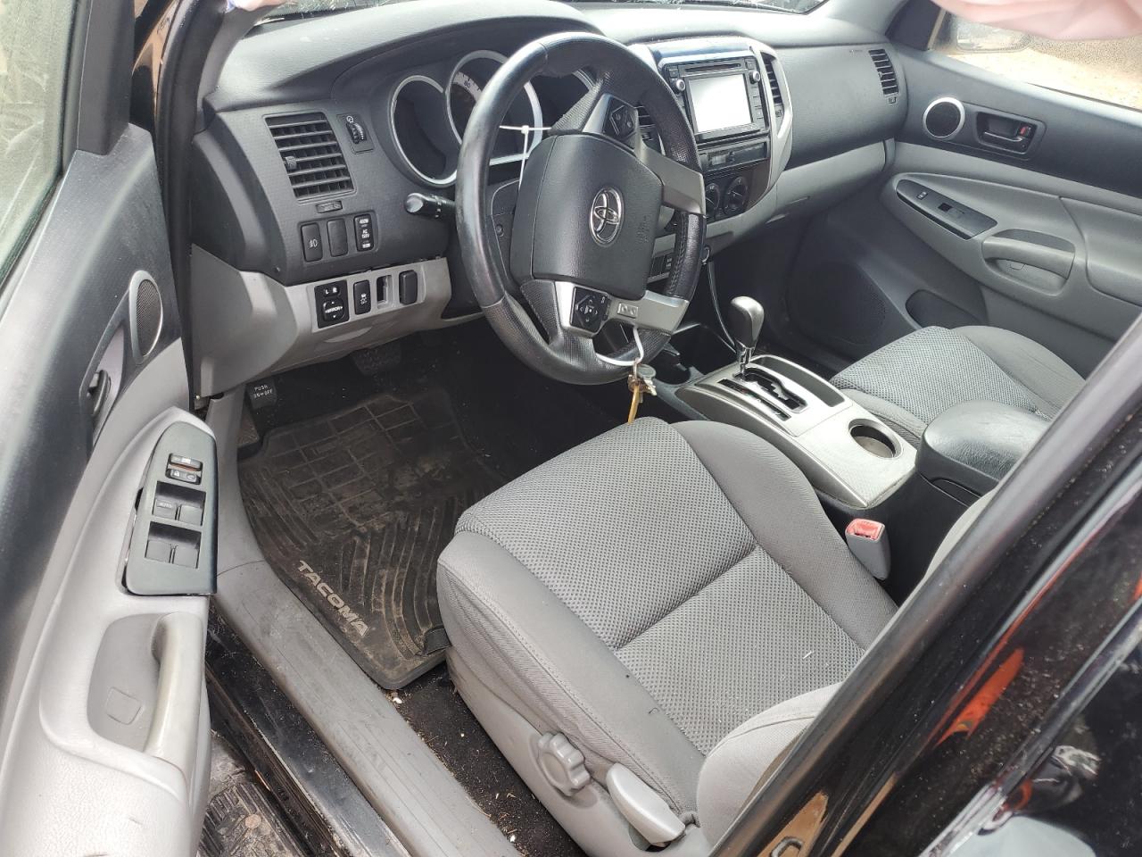 2014 Toyota Tacoma - Image 8