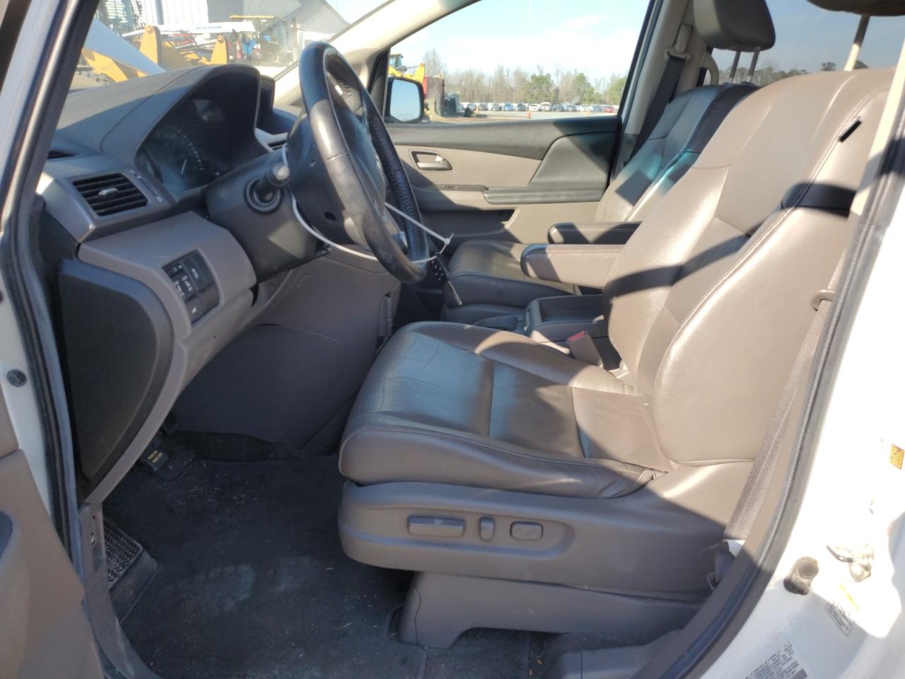 2012 Honda Odyssey - Image 7