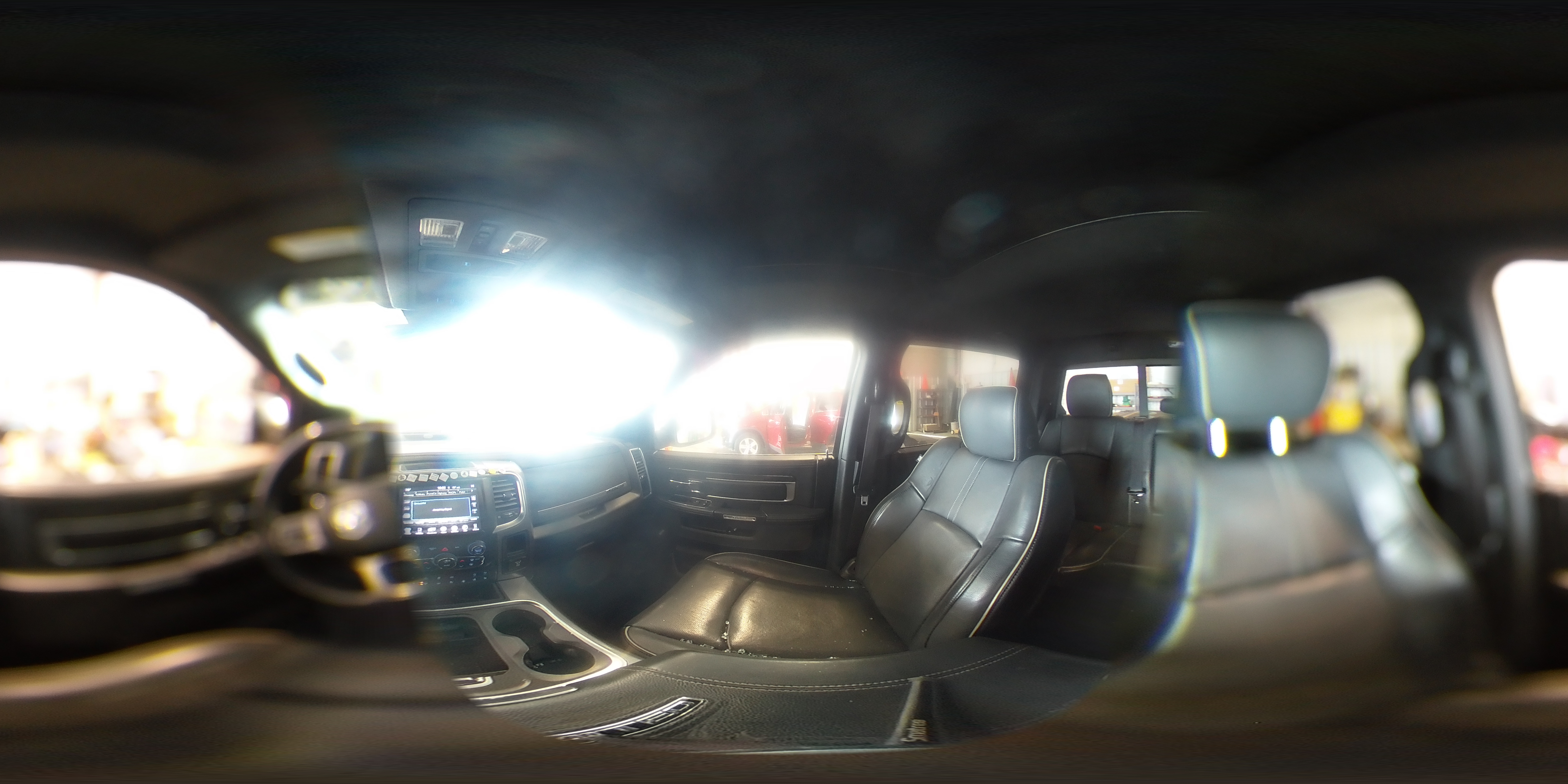 2016 RAM 1500 - Image 12