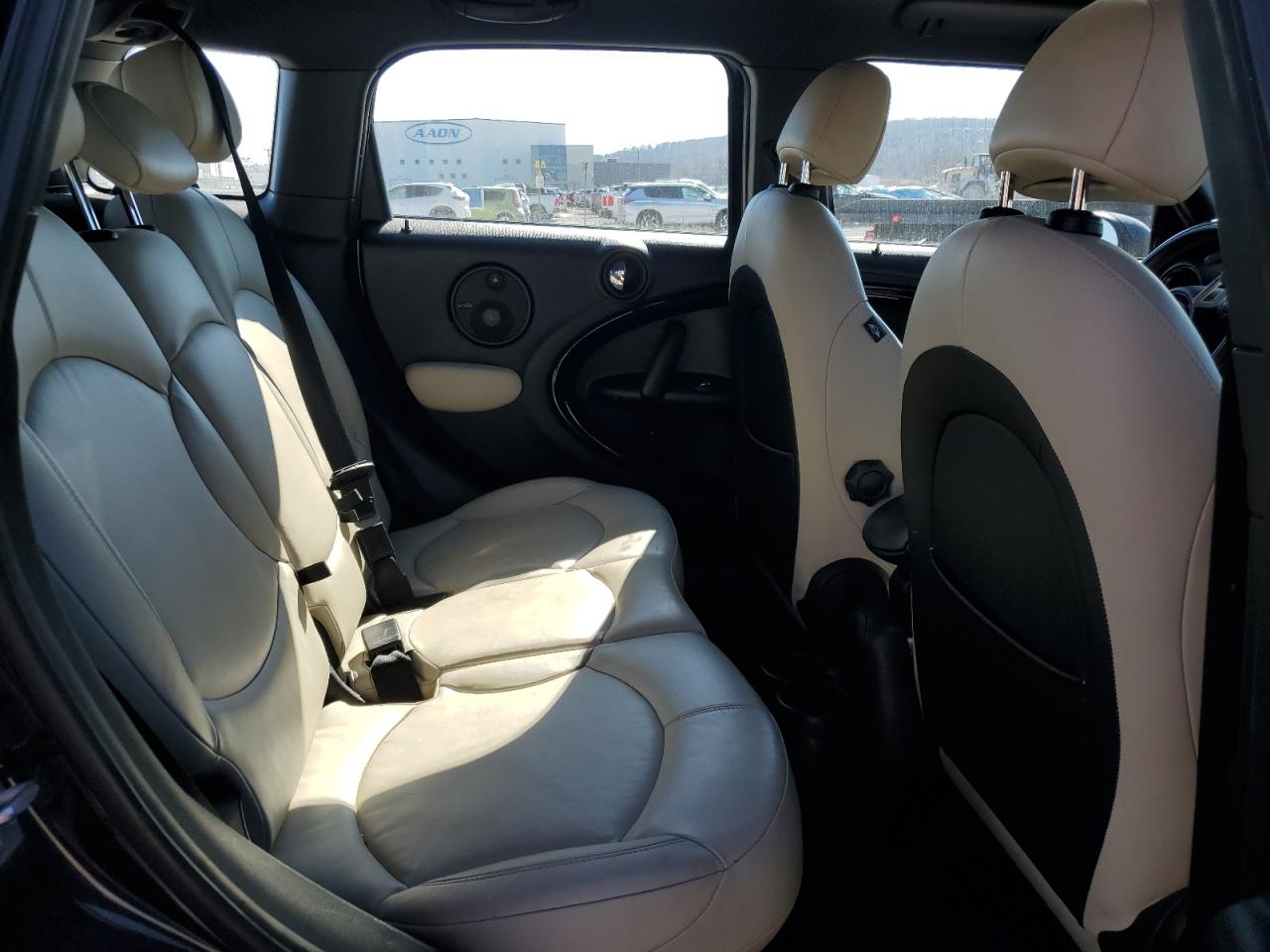 2016 MINI Cooper - Image 10