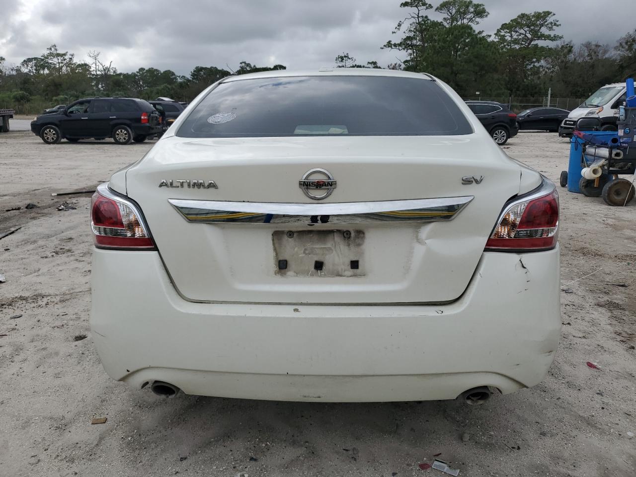 2015 Nissan Altima - Image 6