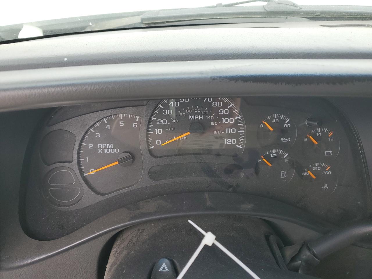 2003 Chevrolet Tahoe - Image 9