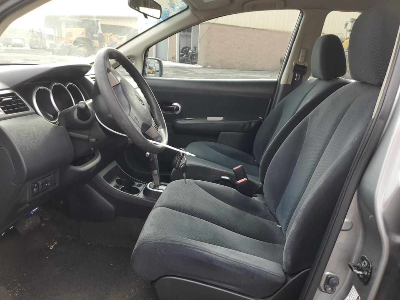 2010 Nissan Versa - Image 7