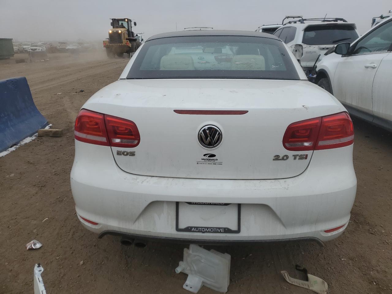 2014 Volkswagen Eos - Image 6
