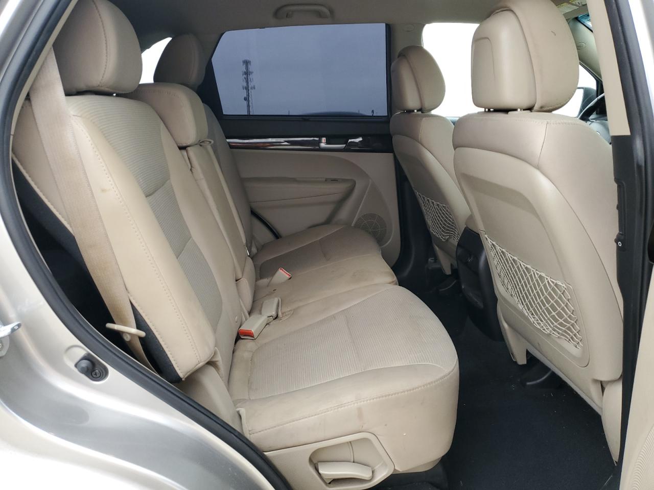 2015 Kia Sorento - Image 12